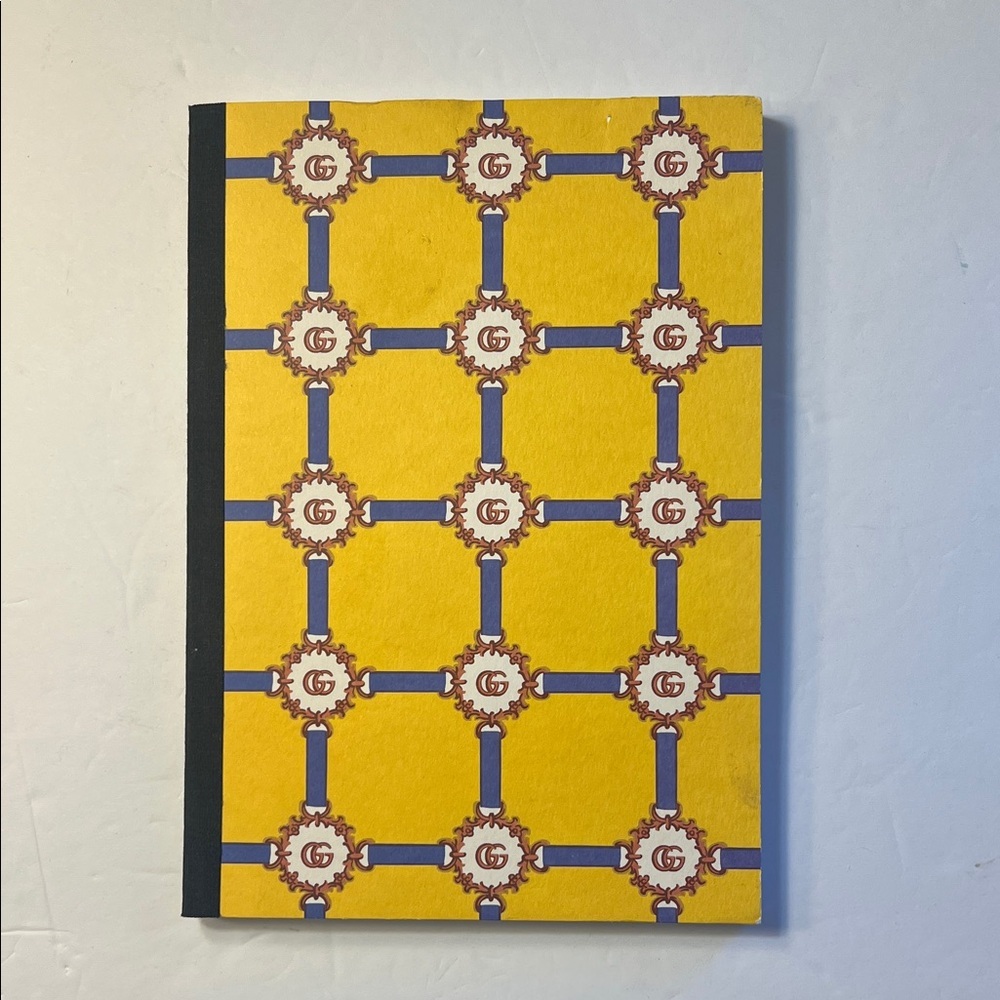 GUCCI GG Yellow and Blue Patterned Notebook RARE Find! LIMITED EDITION - Picture 13 of 16